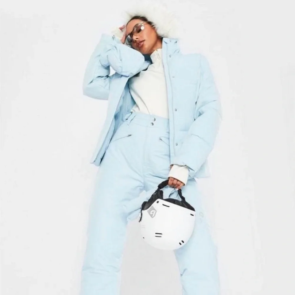 Missguided Light Blue Ski Set - Picture 3 of 4
